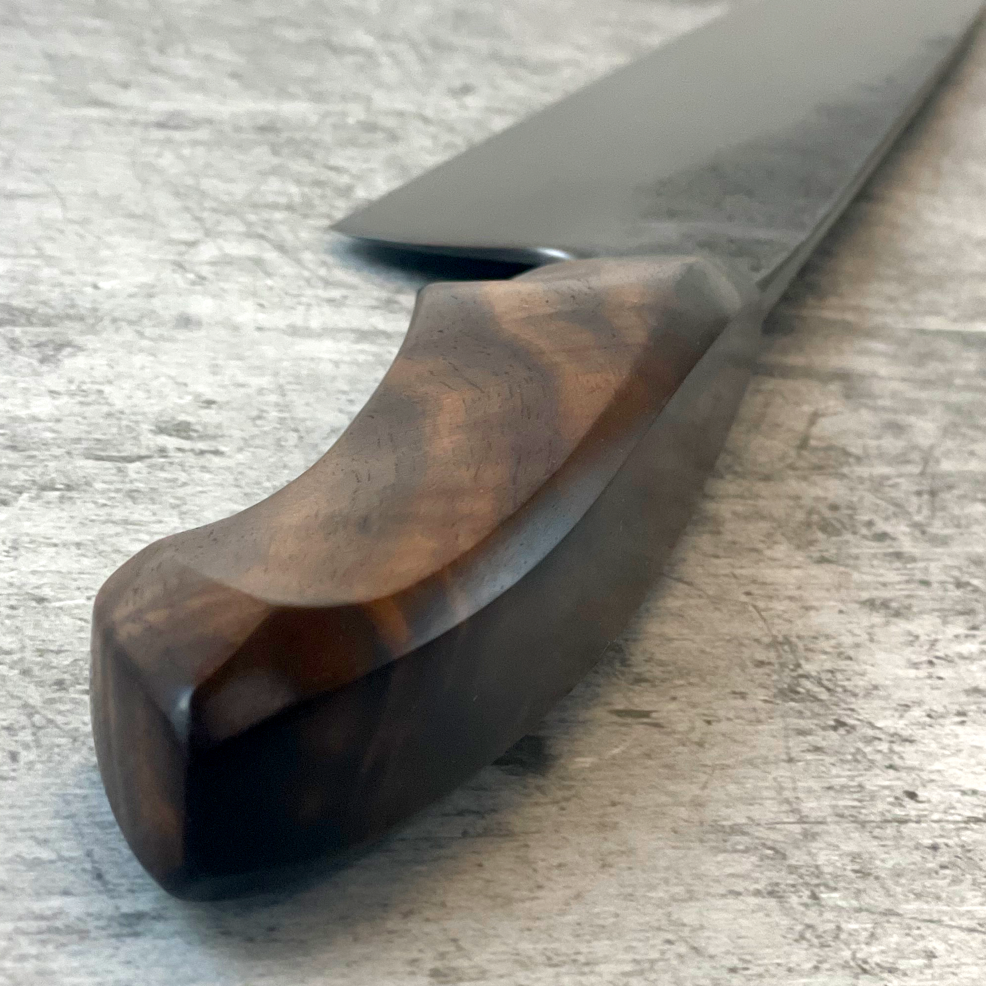 235mm Gyuto