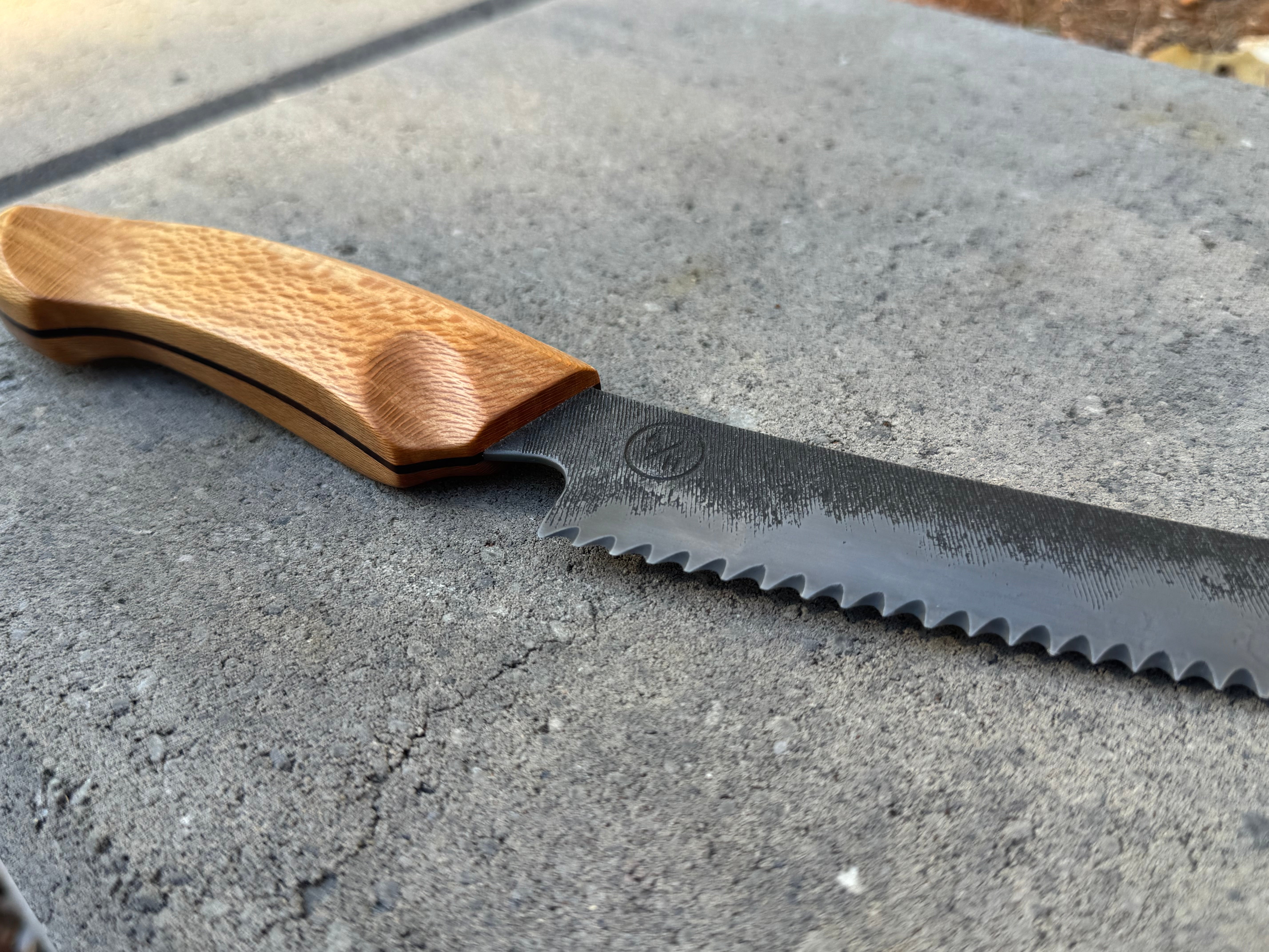 10" BREAD KNIFE