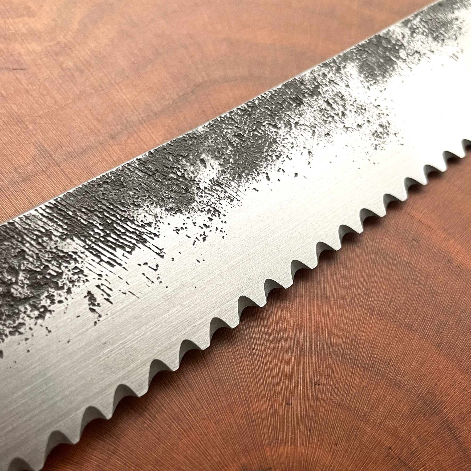 10" BREAD KNIFE