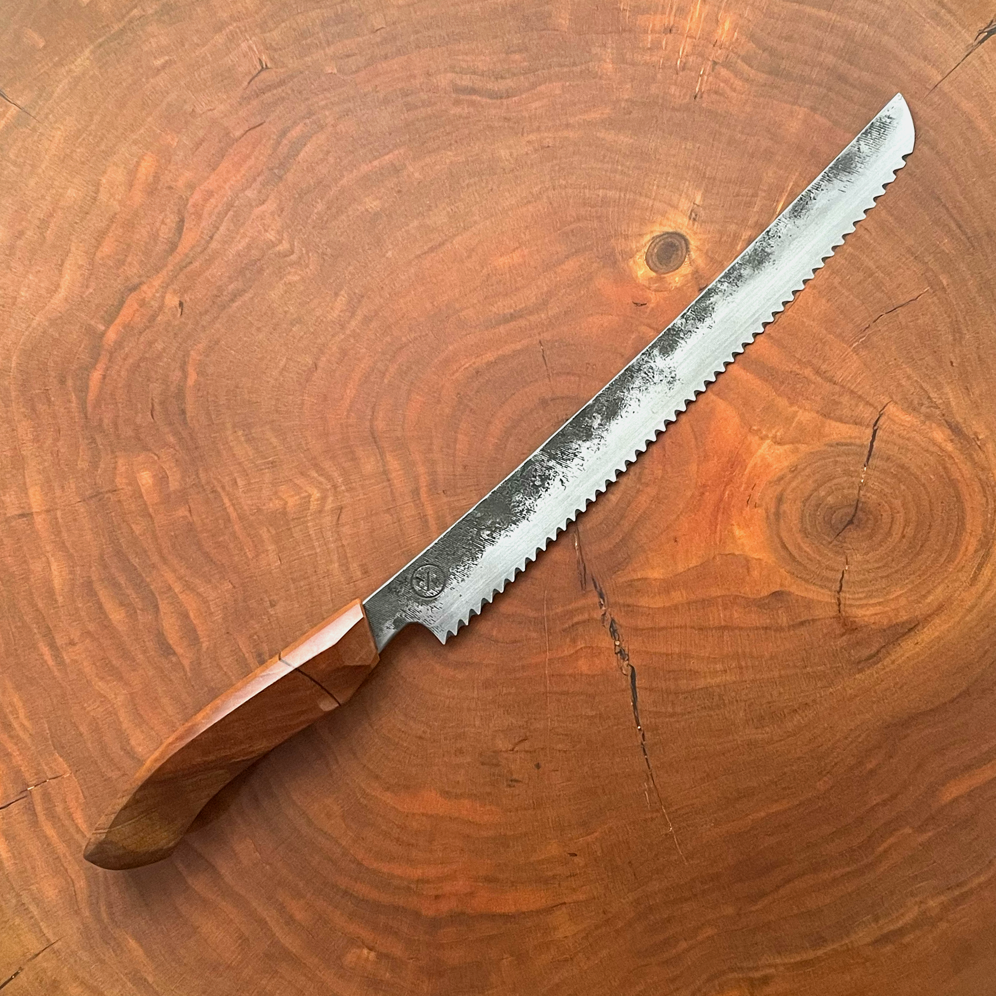10" BREAD KNIFE